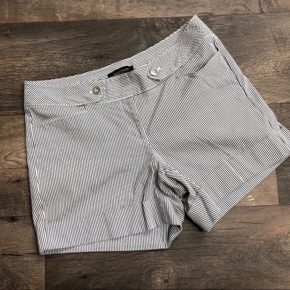 Bundle lot chino shorts size 6 - Picture 2 of 8